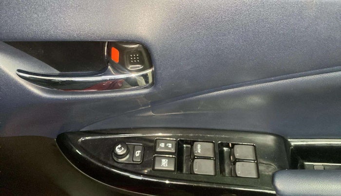 2022 Maruti Baleno ALPHA 1.2 AGS, Petrol, Automatic, 5,888 km, Driver Side Door Panels Control