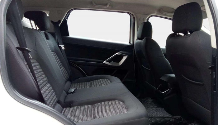 2021 Tata Harrier XM 2.0L KRYOTEC, Diesel, Manual, 77,727 km, Right Side Rear Door Cabin