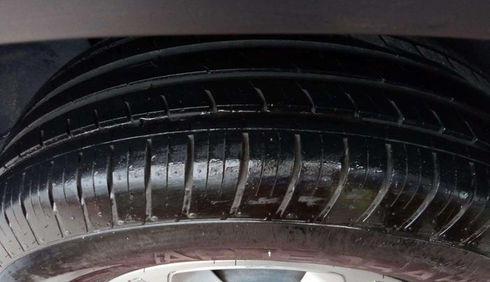 2021 Tata Harrier XM 2.0L KRYOTEC, Diesel, Manual, 77,727 km, Left Rear Tyre Tread