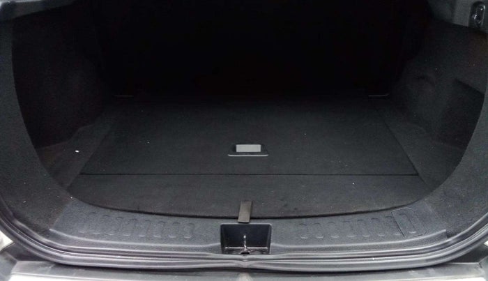 2021 Tata Harrier XM 2.0L KRYOTEC, Diesel, Manual, 77,727 km, Boot Inside