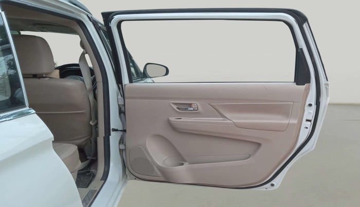 2023 Maruti Ertiga ZXI  CNG, CNG, Manual, 43,239 km, RHS Rear Door