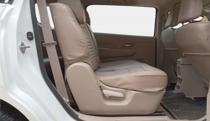 2023 Maruti Ertiga ZXI  CNG, CNG, Manual, 43,239 km, Right Side Rear Door Cabin
