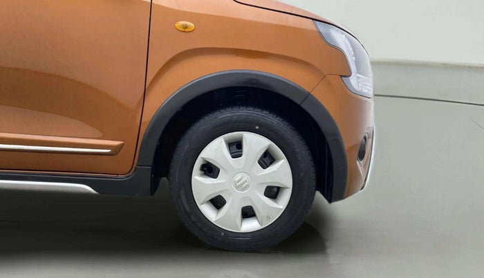 2019 Maruti New Wagon-R VXI 1.0, Petrol, Manual, 55,197 km, Right Front Wheel