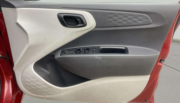 2020 Hyundai GRAND I10 NIOS MAGNA CORPORATE EDITION AMT 1.2 KAPPA VTVT, Petrol, Automatic, 82,965 km, Driver Side Door Panels Control