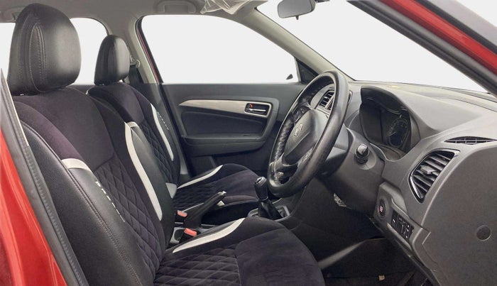 2017 Maruti Vitara Brezza ZDI PLUS DUAL TONE, Diesel, Manual, 40,765 km, Right Side Front Door Cabin