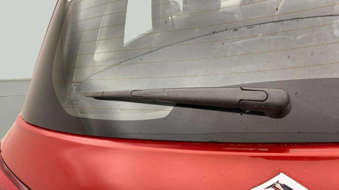 2017 Maruti Vitara Brezza ZDI PLUS DUAL TONE, Diesel, Manual, 40,765 km, Rear Wiper