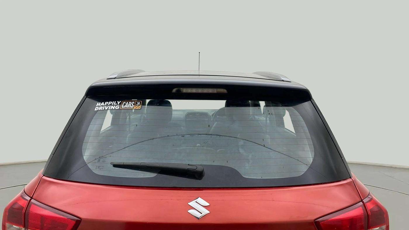 2017 Maruti Vitara Brezza ZDI PLUS DUAL TONE, Diesel, Manual, 40,765 km, Rear Windshield