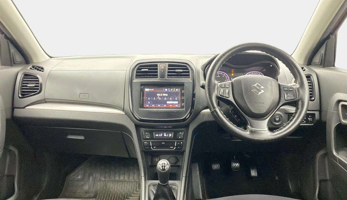2017 Maruti Vitara Brezza ZDI PLUS DUAL TONE, Diesel, Manual, 40,765 km, Dashboard
