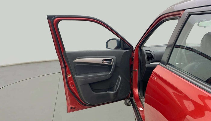 2017 Maruti Vitara Brezza ZDI PLUS DUAL TONE, Diesel, Manual, 40,765 km, LHS Front Door