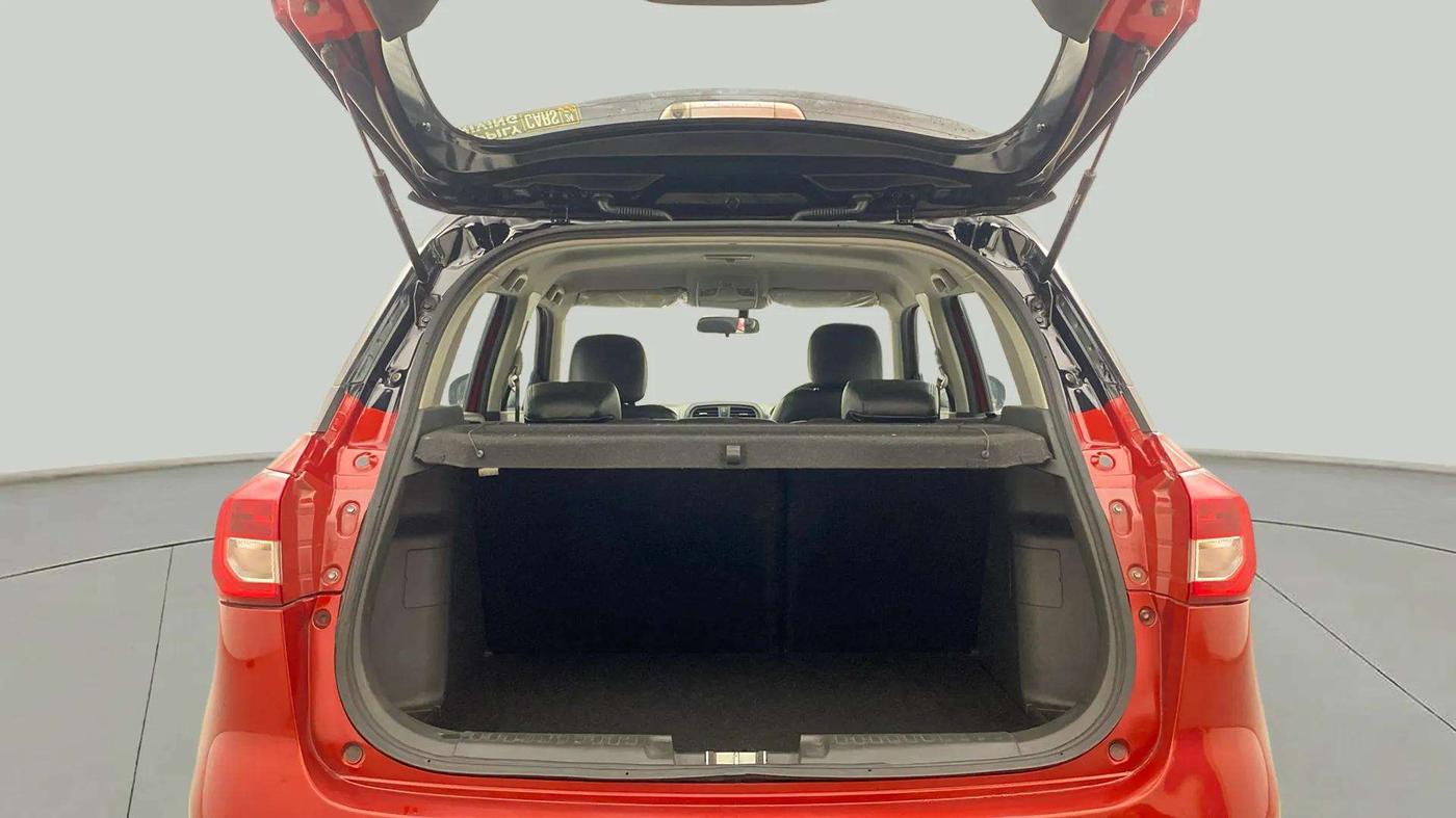 2017 Maruti Vitara Brezza ZDI PLUS DUAL TONE, Diesel, Manual, 40,765 km, Boot Open Zoomed View