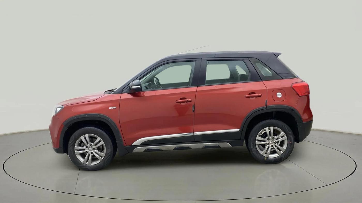 2017 Maruti Vitara Brezza ZDI PLUS DUAL TONE, Diesel, Manual, 40,765 km, Left Side