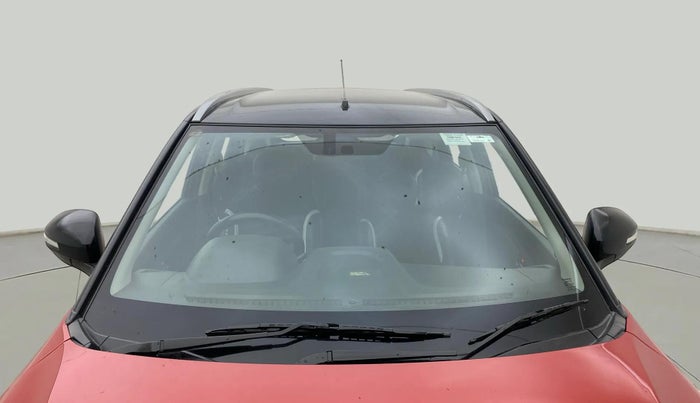 2017 Maruti Vitara Brezza ZDI PLUS DUAL TONE, Diesel, Manual, 40,765 km, Front Windshield