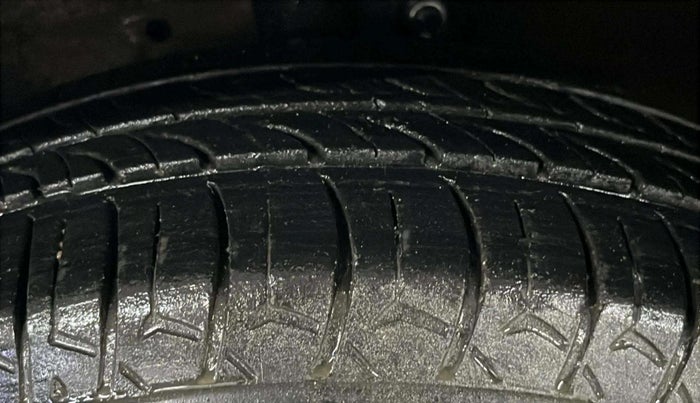 2017 Maruti Celerio VXI, Petrol, Manual, 85,782 km, Left Front Tyre Tread