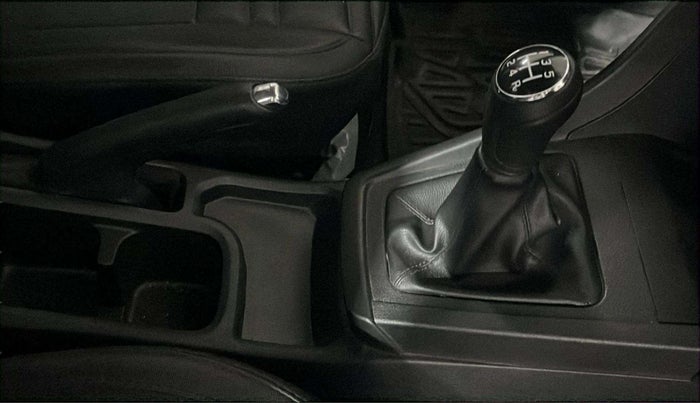 2023 Maruti BREZZA LXI SMART HYBRID, Petrol, Manual, 19,507 km, Gear Lever