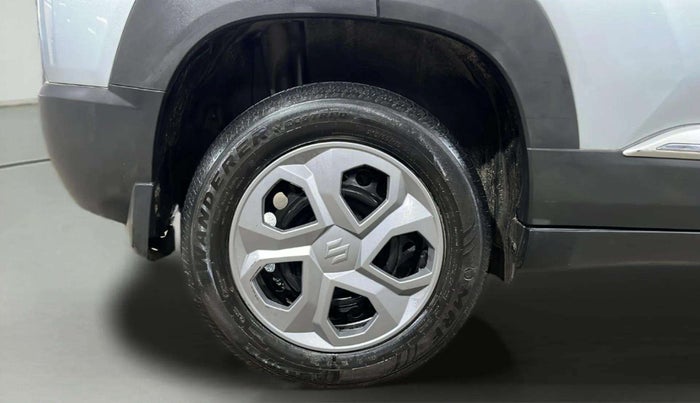 2023 Maruti BREZZA LXI SMART HYBRID, Petrol, Manual, 19,507 km, Right Rear Wheel