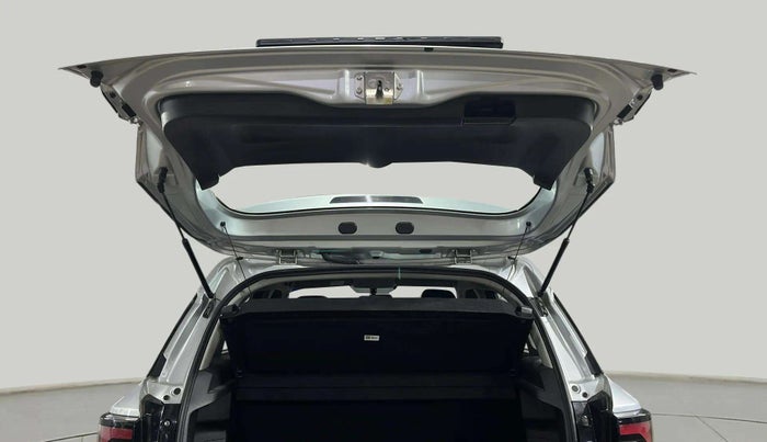 2023 Maruti BREZZA LXI SMART HYBRID, Petrol, Manual, 19,507 km, Boot Door Open