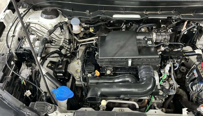 2023 Maruti BREZZA LXI SMART HYBRID, Petrol, Manual, 19,507 km, Engine View - Right