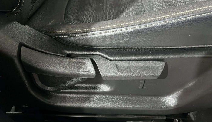 2023 KIA SONET HTX PLUS 1.5 DIESEL IMT, Diesel, Manual, 15,627 km, Driver Side Adjustment Panel