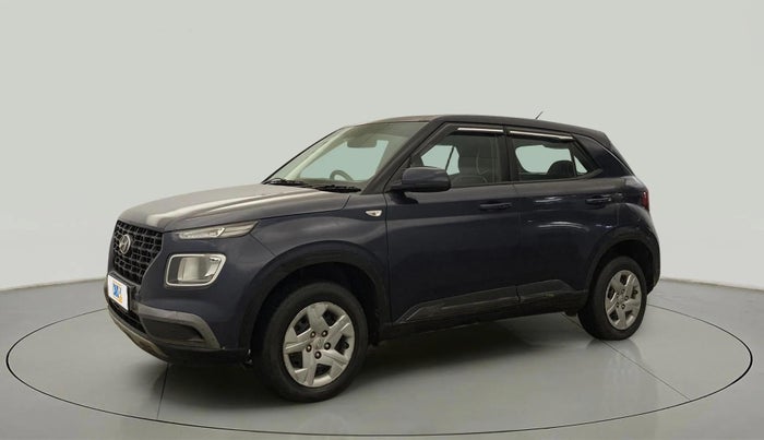 2019 Hyundai VENUE E 1.2, Petrol, Manual, 32,663 km, Left Front Diagonal