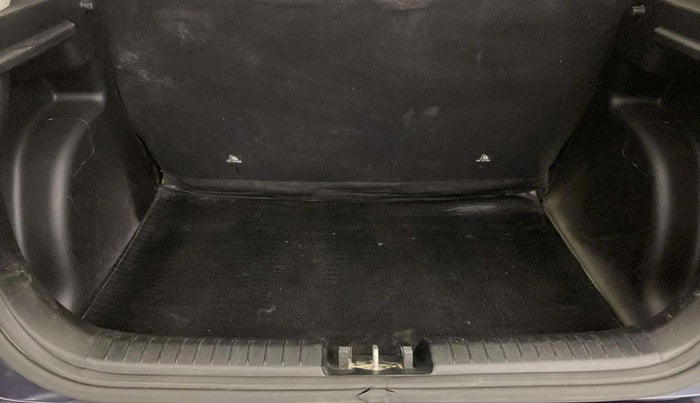 2019 Hyundai VENUE E 1.2, Petrol, Manual, 32,663 km, Boot Inside