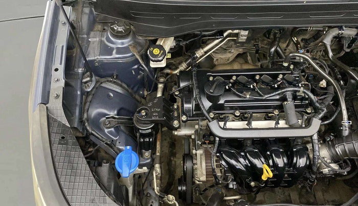 2019 Hyundai VENUE E 1.2, Petrol, Manual, 32,663 km, Engine View - Right