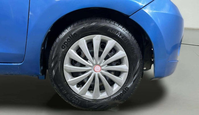 2014 Maruti Celerio VXI AMT, Petrol, Automatic, 58,718 km, Right Front Wheel