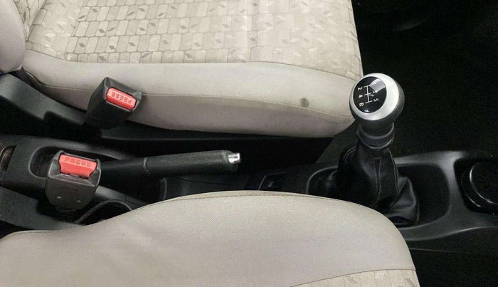 2014 Maruti Wagon R 1.0 VXI, Petrol, Manual, 17,345 km, Gear Lever