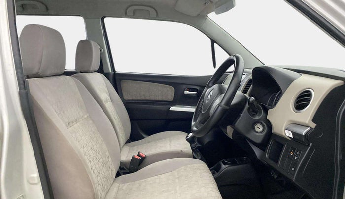 2014 Maruti Wagon R 1.0 VXI, Petrol, Manual, 17,345 km, Right Side Front Door Cabin