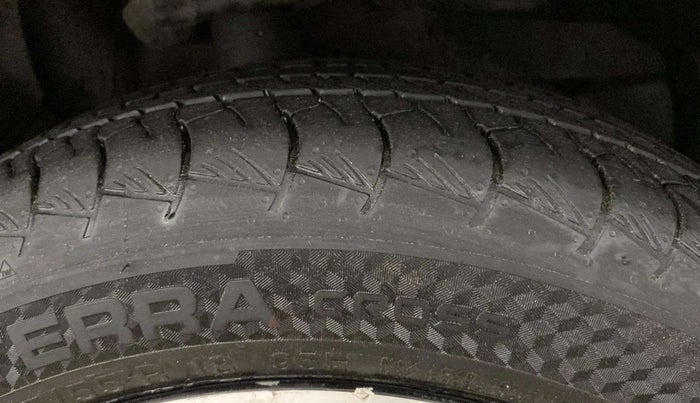 2021 MG HECTOR SHARP 1.5 DCT PETROL, Petrol, Automatic, 89,896 km, Right Front Tyre Tread