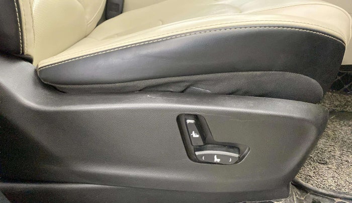 2021 MG HECTOR SHARP 1.5 DCT PETROL, Petrol, Automatic, 89,896 km, Driver Side Adjustment Panel