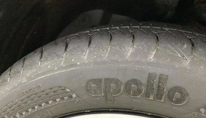 2021 MG HECTOR SHARP 1.5 DCT PETROL, Petrol, Automatic, 89,896 km, Left Front Tyre Tread