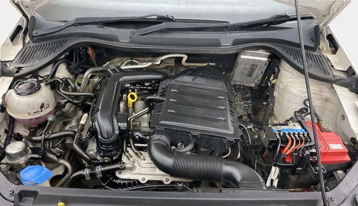 2021 Volkswagen Polo HIGHLINE PLUS 1.0L TSI, Petrol, Manual, 35,788 km, Engine View