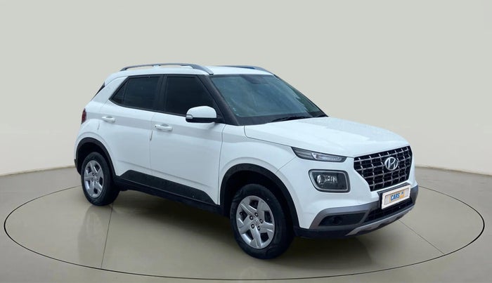 2021 Hyundai VENUE S+ 1.2, Petrol, Manual, 43,270 km, Right Front Diagonal