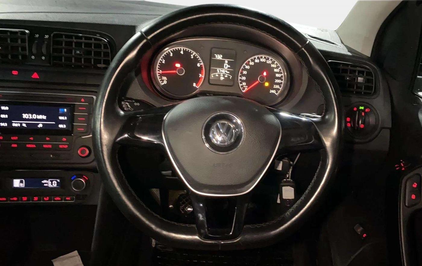 2021 Volkswagen Vento COMFORTLINE 1.0L TSI, Petrol, Manual, 57,478 km, Steering Wheel Close Up