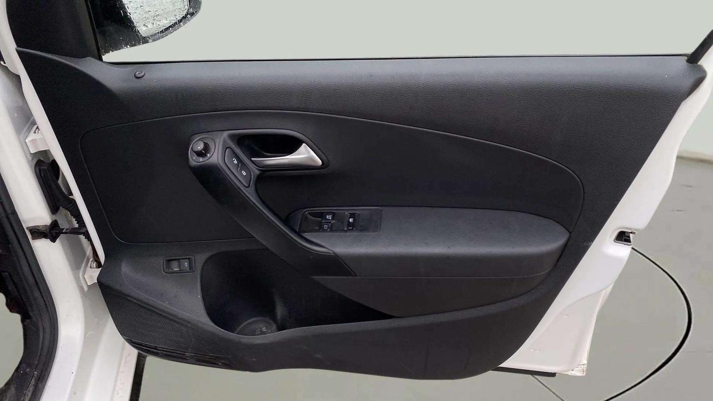 2021 Volkswagen Vento COMFORTLINE 1.0L TSI, Petrol, Manual, 57,478 km, Driver Side Door Panels Control