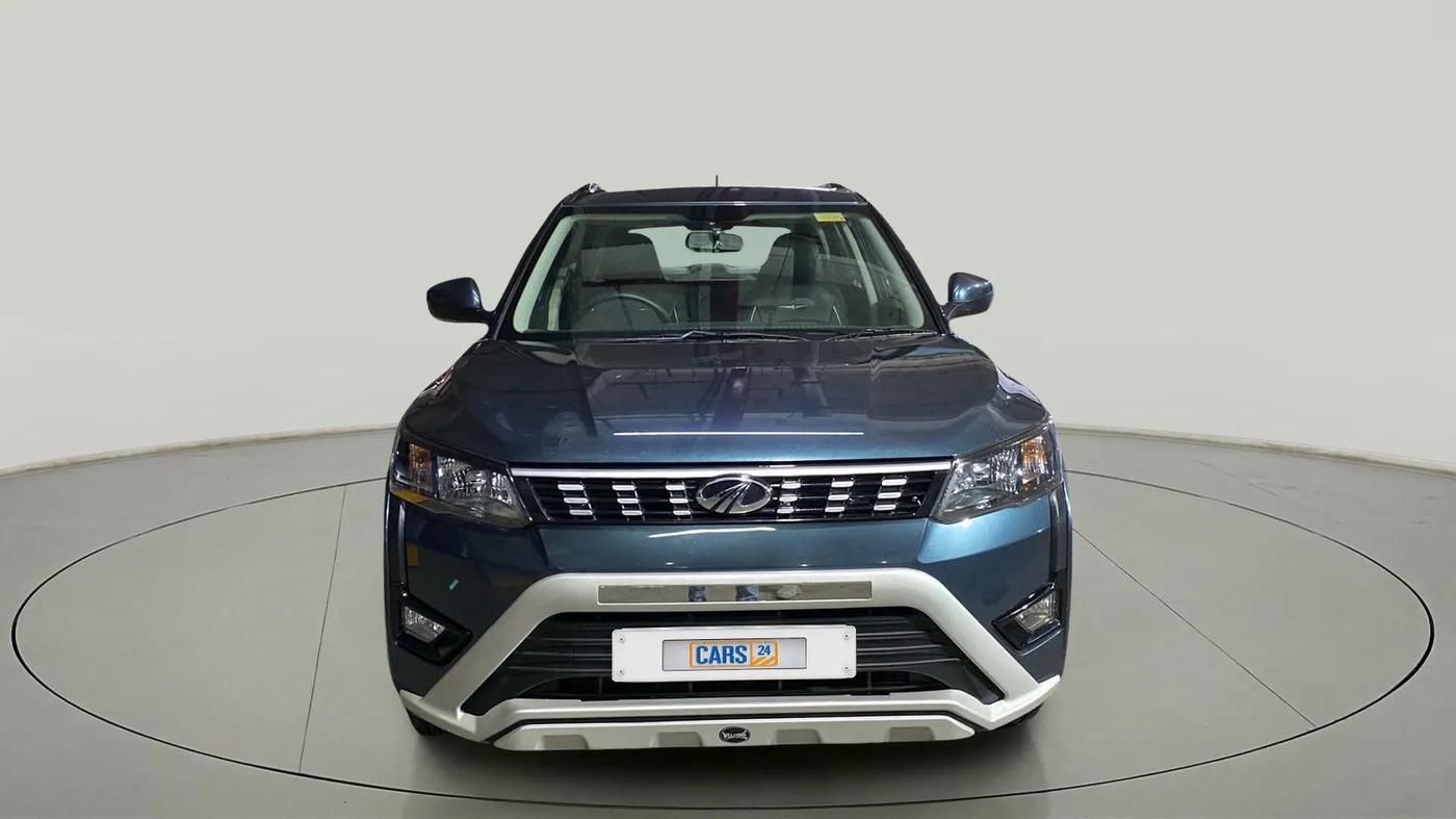 2022 Mahindra XUV300 W6 1.5 Sunroof Diesel, Diesel, Manual, 6,283 km, Front