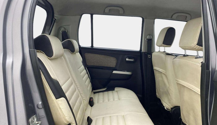 2015 Maruti Wagon R 1.0 VXI, Petrol, Manual, 37,251 km, Right Side Rear Door Cabin