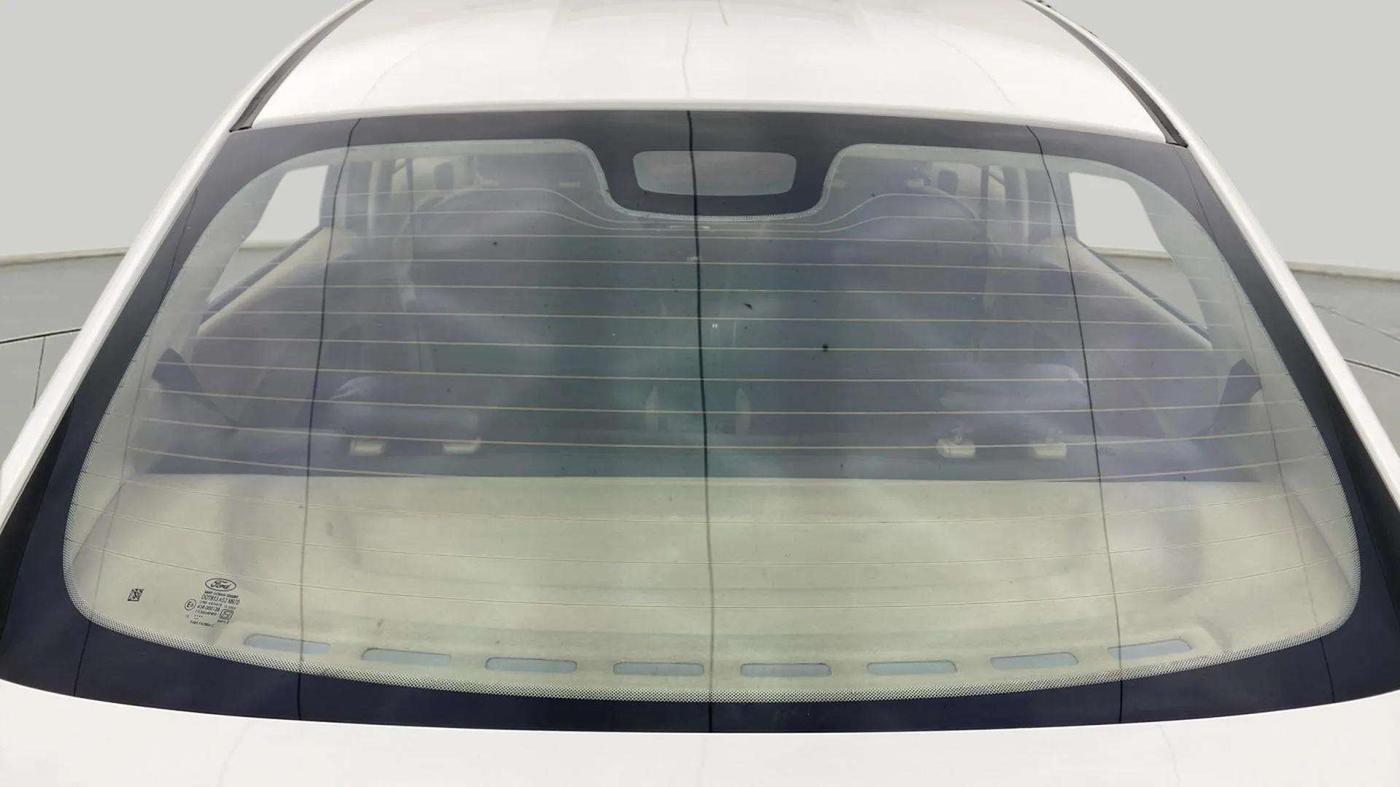 2016 Ford Figo Aspire TITANIUM 1.2 PETROL, Petrol, Manual, 74,947 km, Rear Windshield