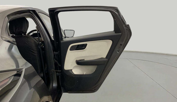 2021 Tata ALTROZ XM PLUS PETROL, Petrol, Manual, 62,194 km, RHS Rear Door