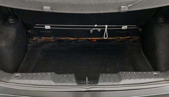 2021 Tata ALTROZ XM PLUS PETROL, Petrol, Manual, 62,194 km, Boot Inside