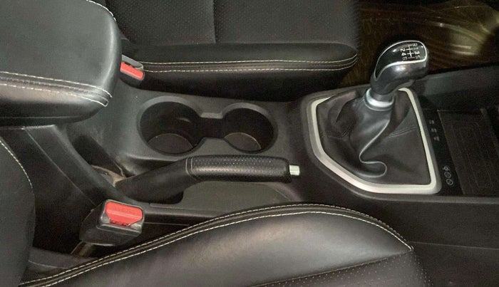 2018 Hyundai Creta SX 1.6 PETROL, Petrol, Manual, 34,331 km, Gear Lever