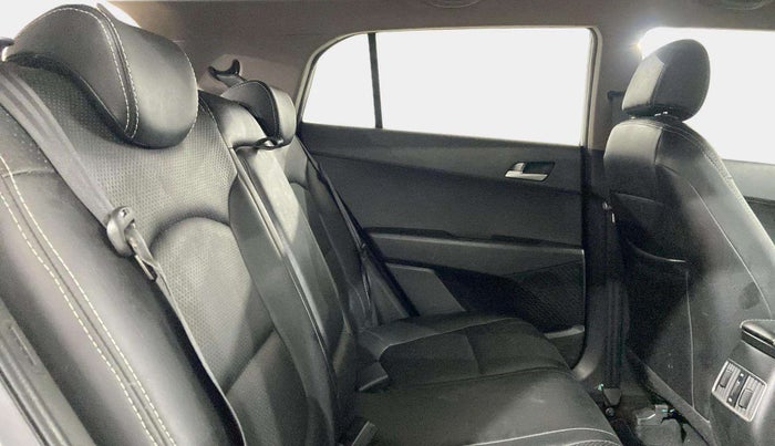 2018 Hyundai Creta SX 1.6 PETROL, Petrol, Manual, 34,331 km, Right Side Rear Door Cabin