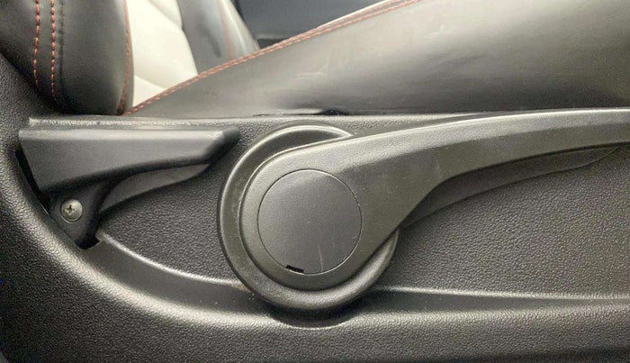 2019 Tata TIGOR XZ PLUS PETROL, Petrol, Manual, 19,317 km, Driver Side Adjustment Panel