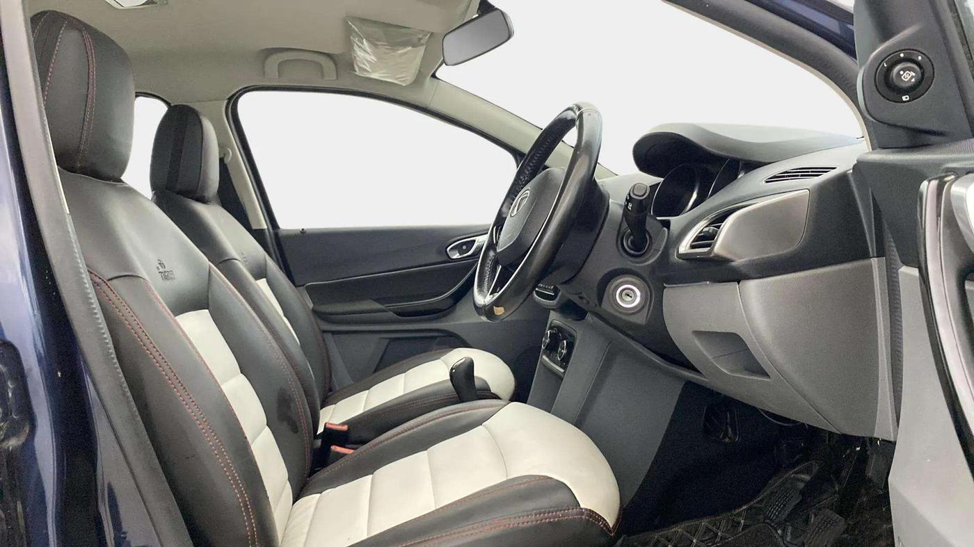 2019 Tata TIGOR XZ PLUS PETROL, Petrol, Manual, 19,317 km, Right Side Front Door Cabin