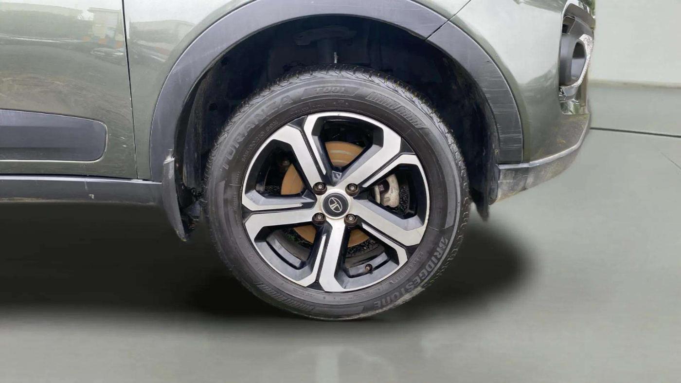 2022 Tata NEXON XM PETROL, Petrol, Manual, 38,755 km, Right Front Wheel