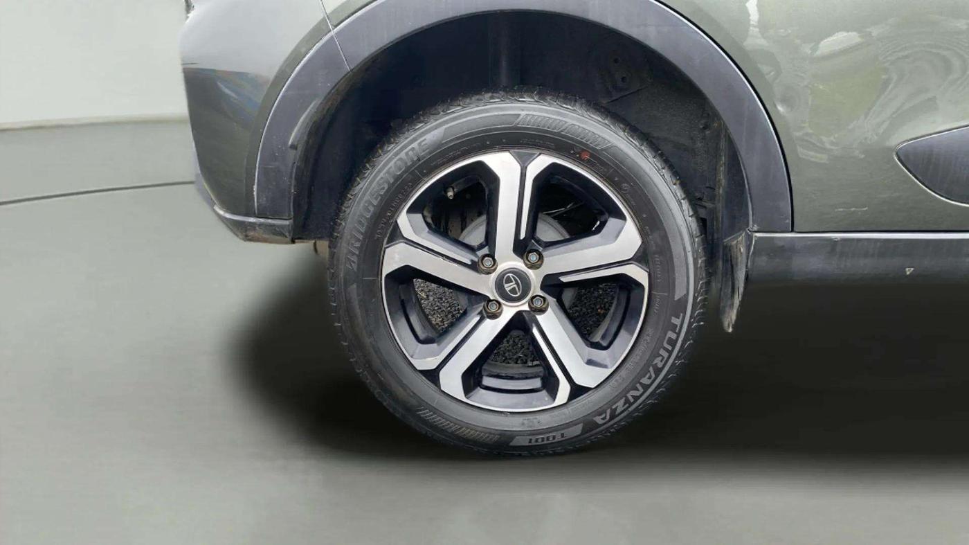 2022 Tata NEXON XM PETROL, Petrol, Manual, 38,755 km, Right Rear Wheel
