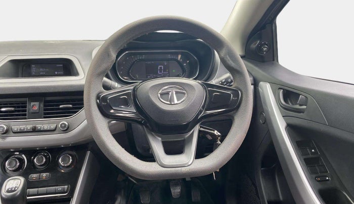 2022 Tata NEXON XM PETROL, Petrol, Manual, 38,706 km, Steering Wheel Close Up