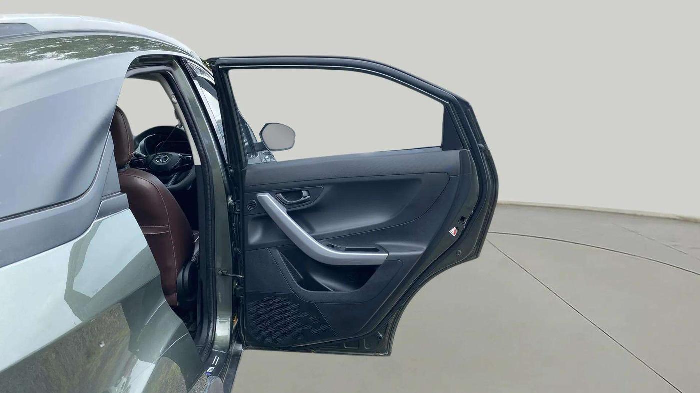 2022 Tata NEXON XM PETROL, Petrol, Manual, 38,755 km, RHS Rear Door