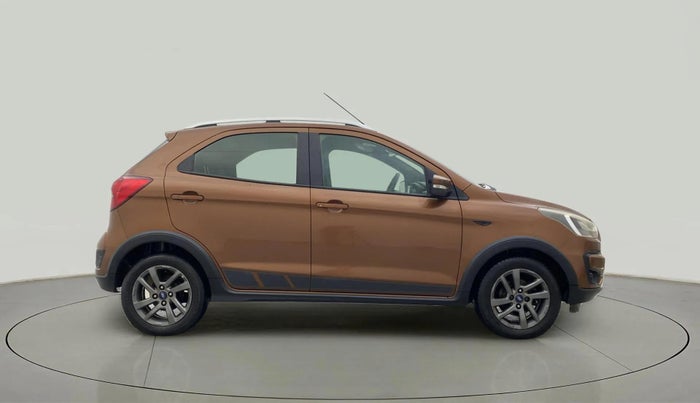 2018 Ford FREESTYLE TITANIUM 1.5 DIESEL, Diesel, Manual, 76,226 km, Right Side View