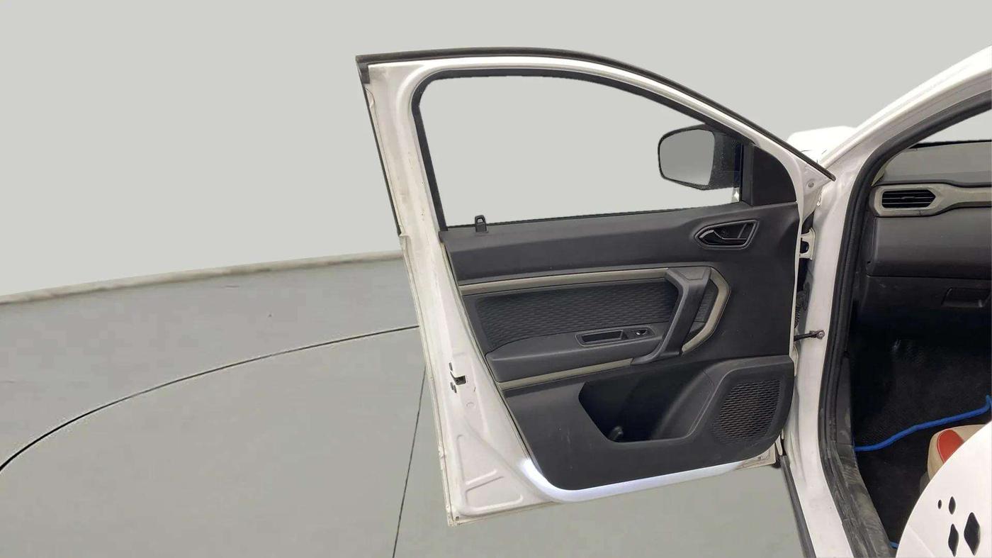 2021 Renault Kiger RXZ AMT, Petrol, Automatic, 69,308 km, LHS Front Door